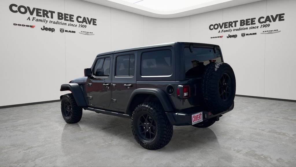 Used 2024 Jeep Wrangler Willys image 6