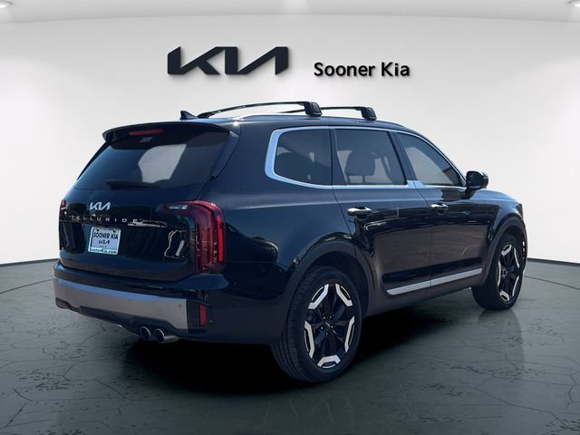 Used 2024 Kia Telluride S FWD image 6