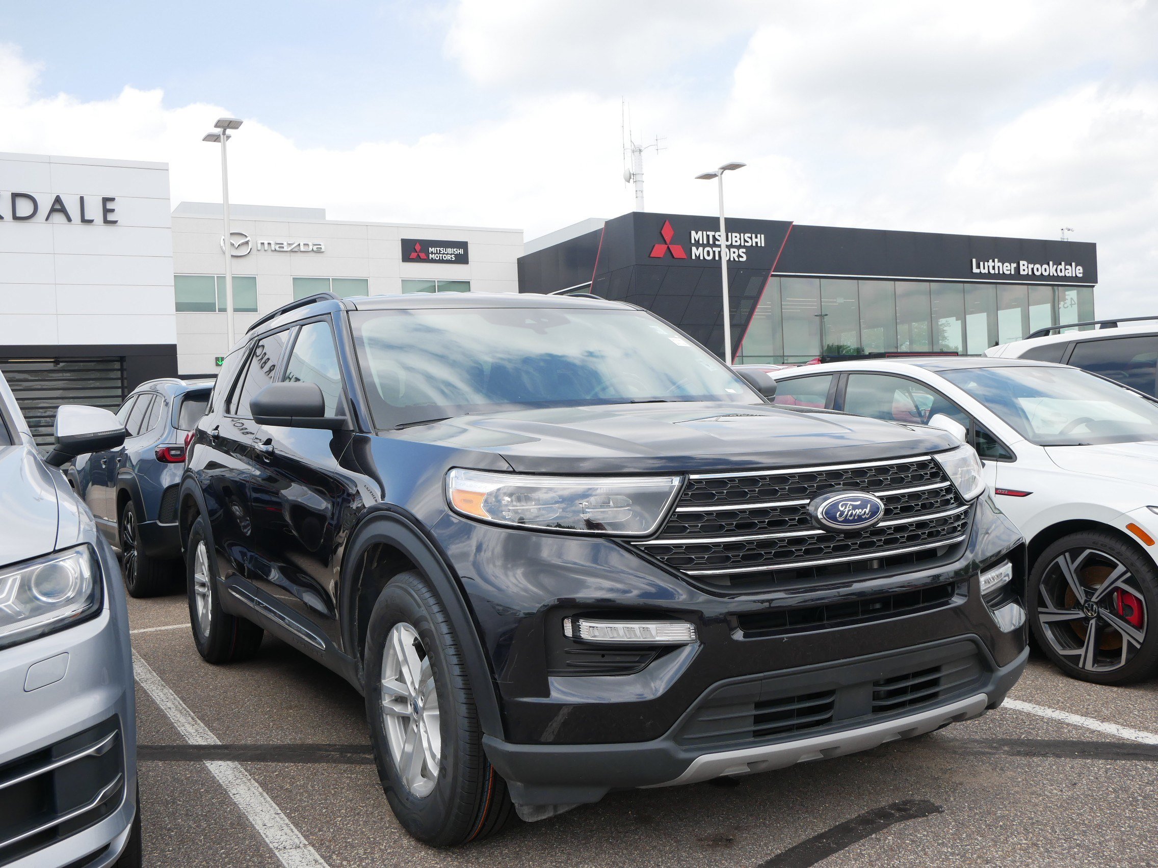 Used 2024 Ford Explorer XLT w/ Equipment Group 202A