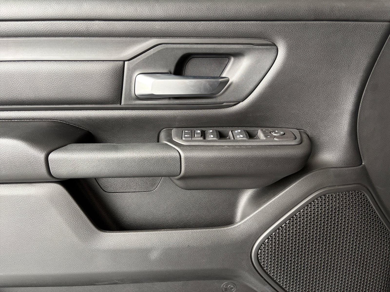 New 2026 RAM 1500 Warlock AWD/4WD image 14
