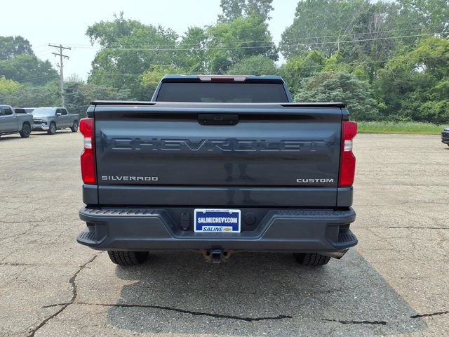 Used 2020 Chevrolet Silverado 1500 Custom w/ Custom Value Package AWD/4WD image 6