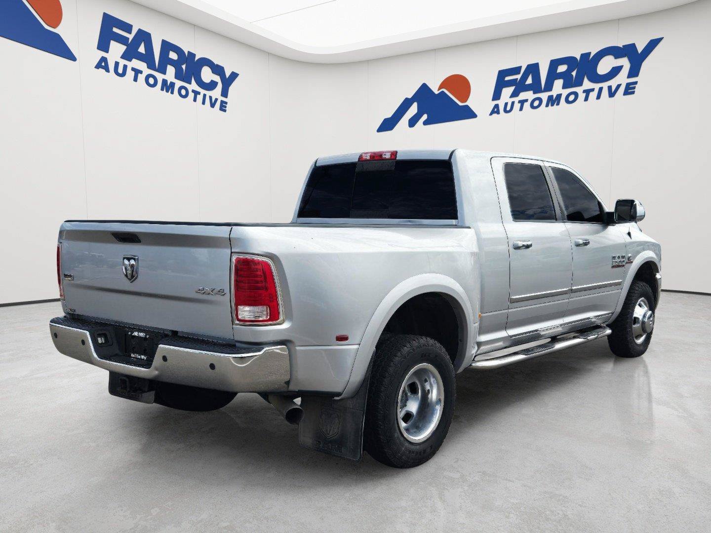 Used 2014 RAM 3500 Laramie AWD/4WD image 5
