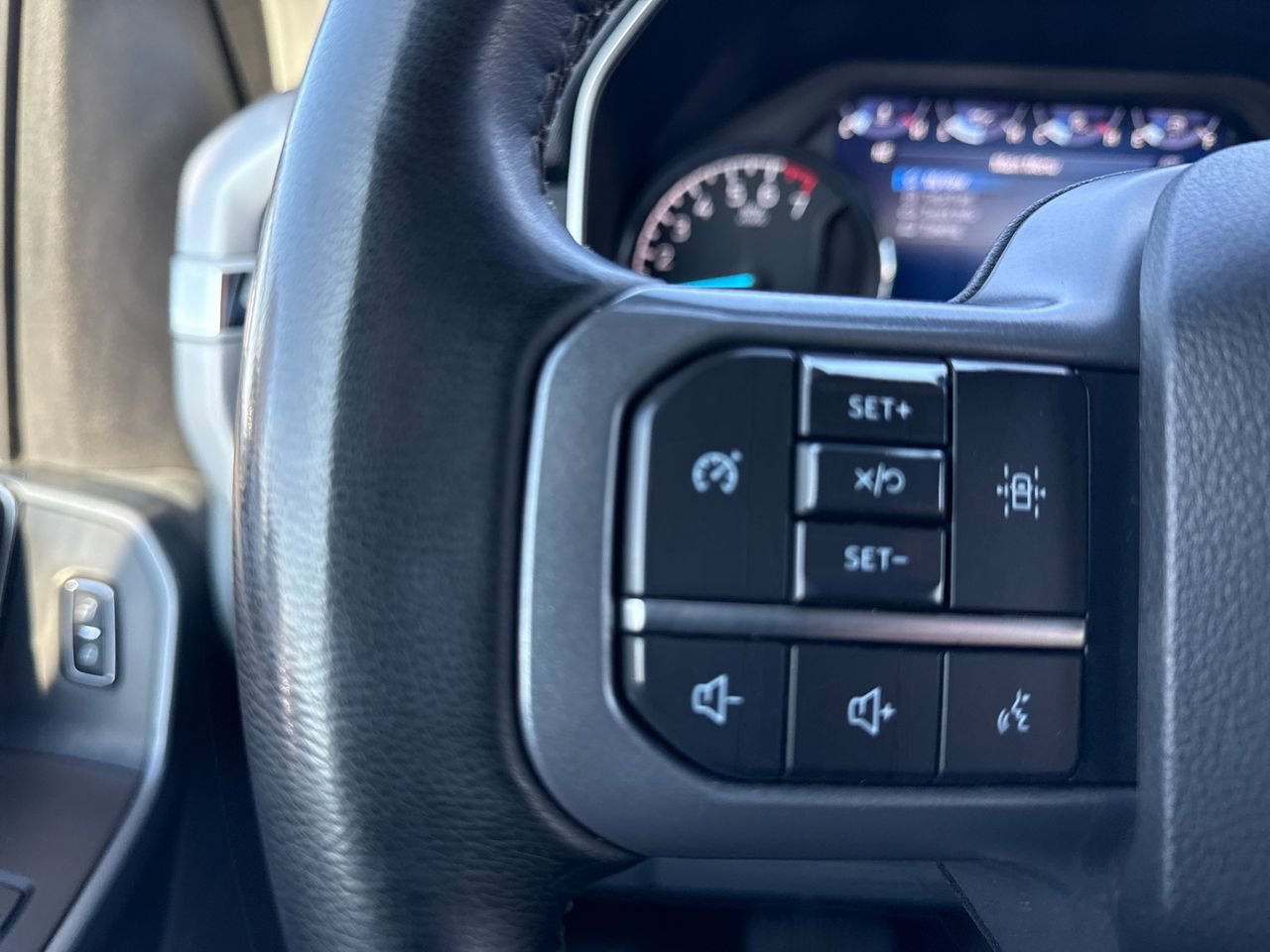 Used 2023 Ford F150 XLT w/ Equipment Group 301A Mid image 30