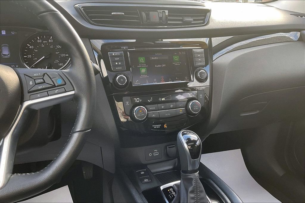 Used 2022 Nissan Rogue Sport SL w/ Premium Package image 6