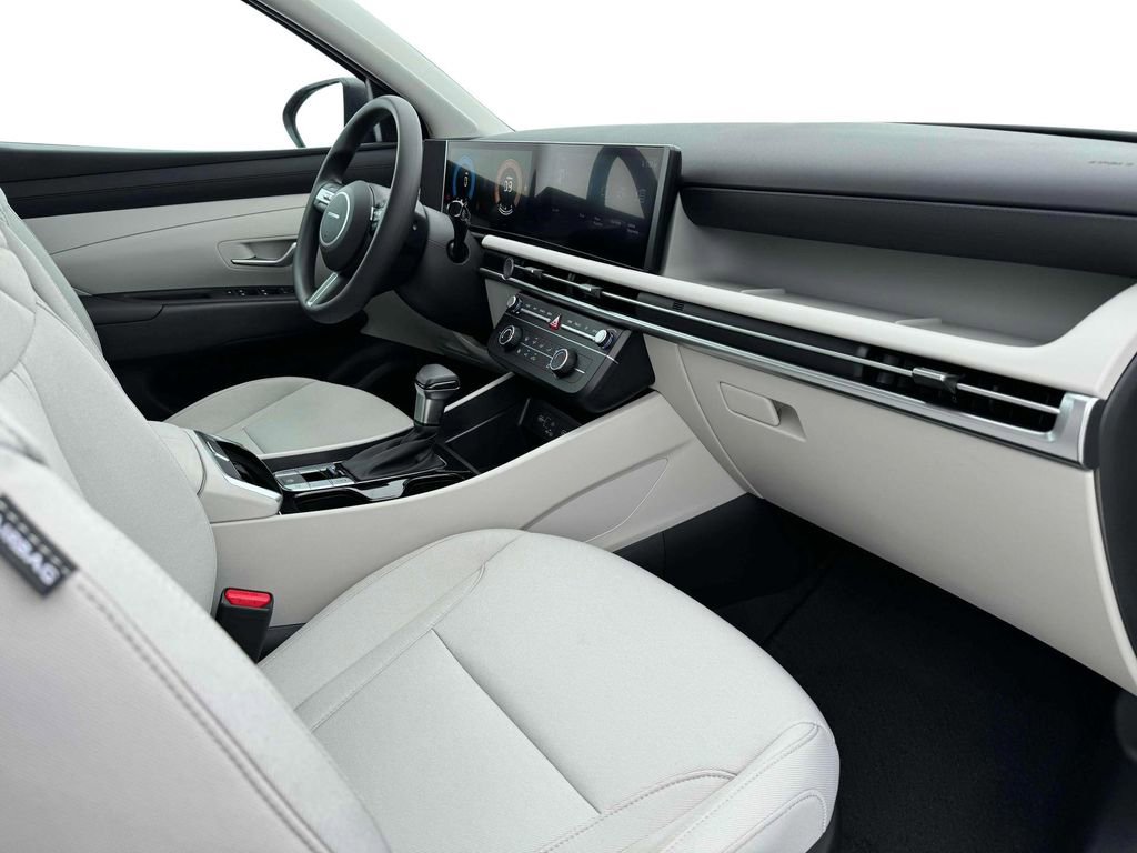 New 2025 Hyundai Tucson SE image 15