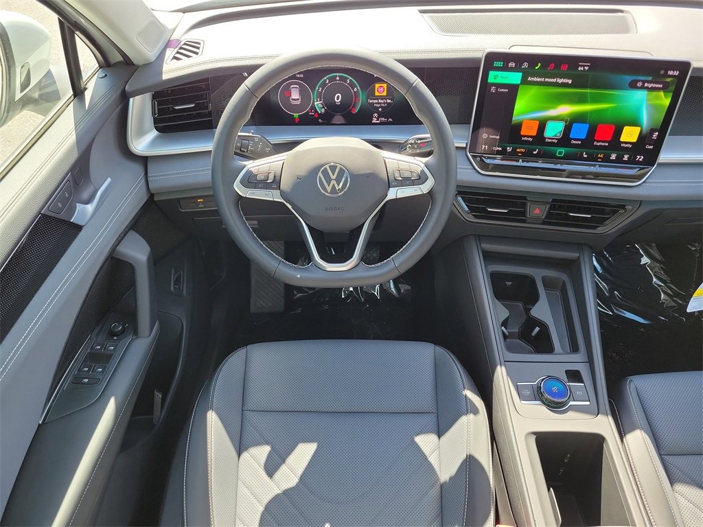 New 2026 Volkswagen Tiguan SE image 11