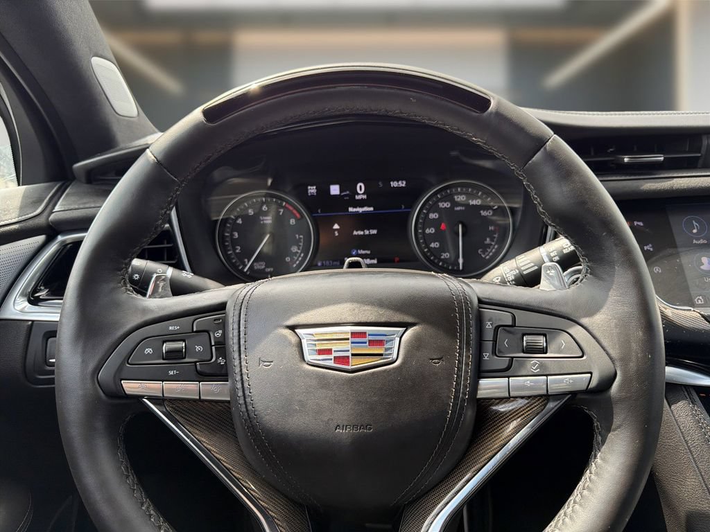 Used 2025 Cadillac XT6 Sport w/ Platinum Package AWD/4WD image 22