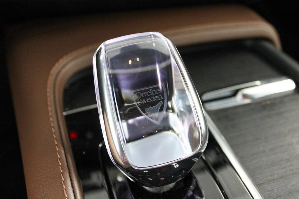 Used 2024 Volvo XC90 B6 Ultimate w/ Protection Package Premier AWD/4WD image 50