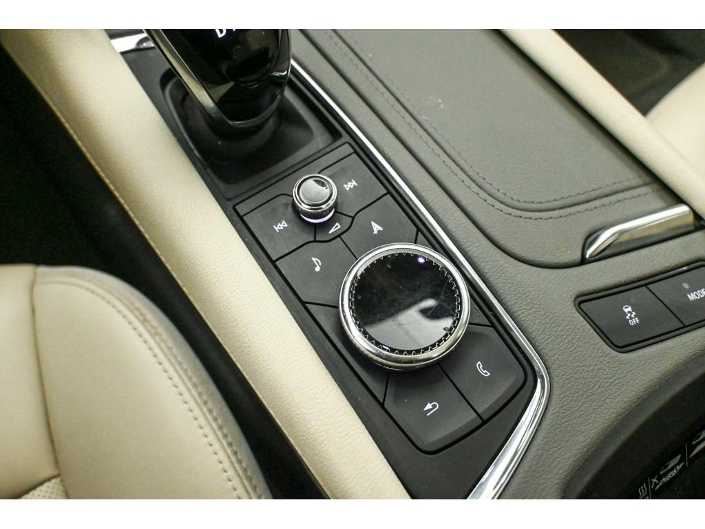 Used 2020 Cadillac XT6 Premium Luxury AWD/4WD image 48