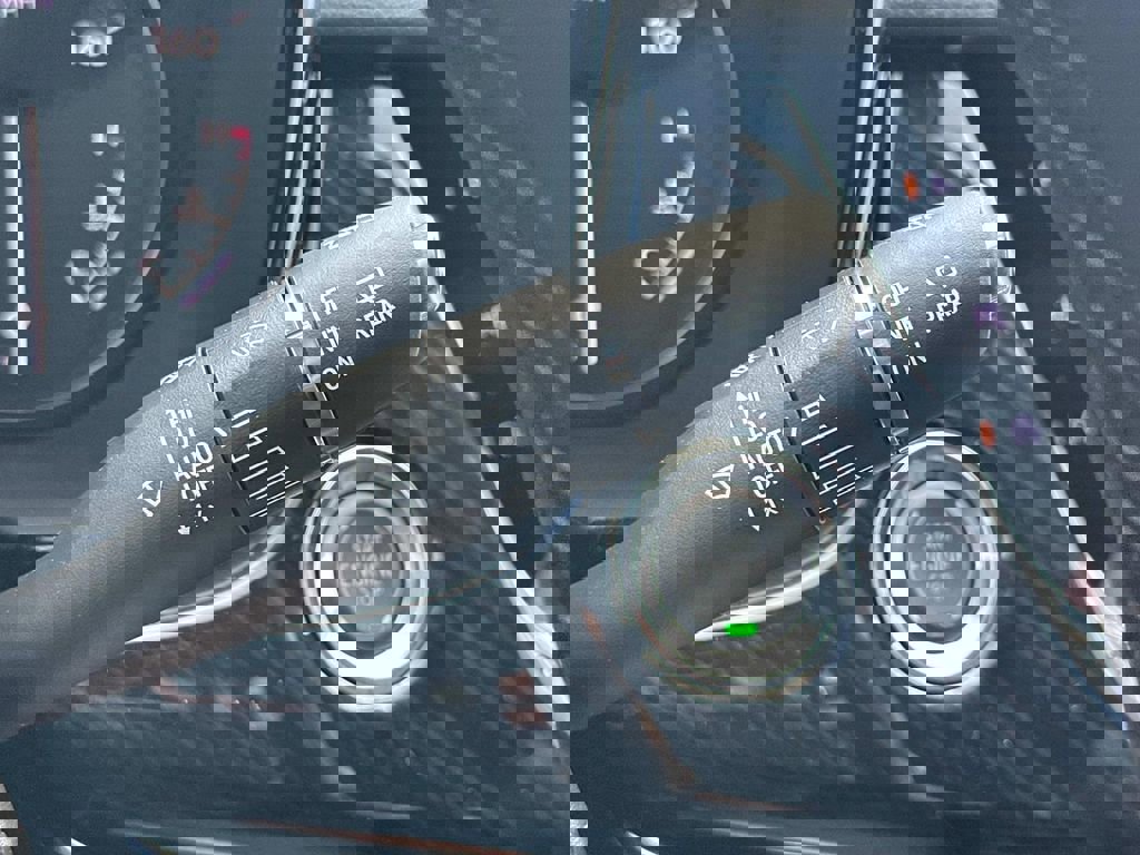 New 2025 Cadillac XT6 Premium Luxury w/ Technology Package image 26