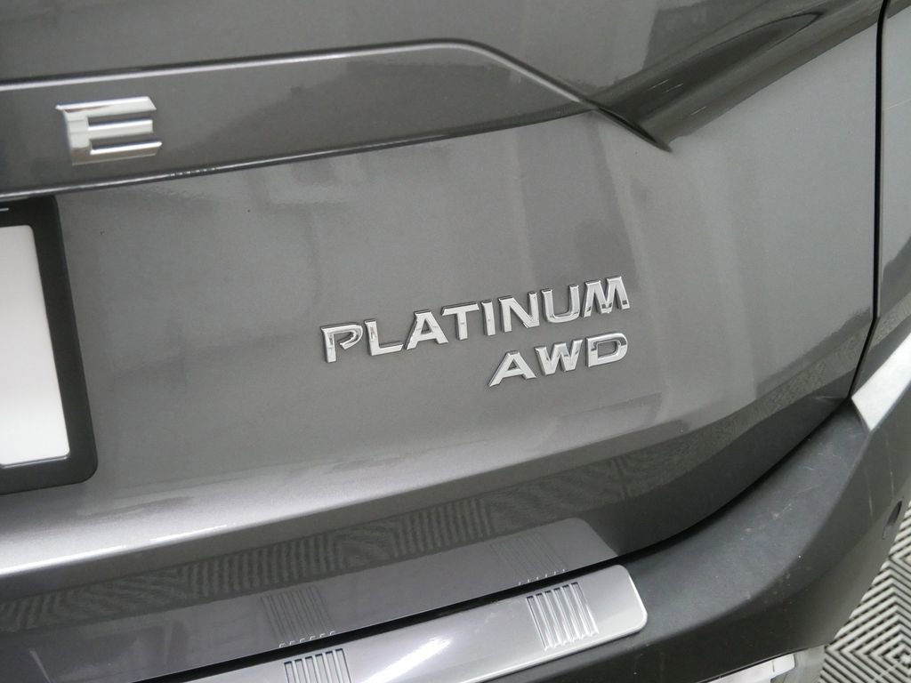 Used 2022 Nissan Rogue Platinum w/ Head-Up Display Package image 5