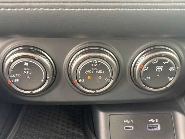 Used 2024 Nissan Z Performance w/ Floor Mat Package RWD image 20