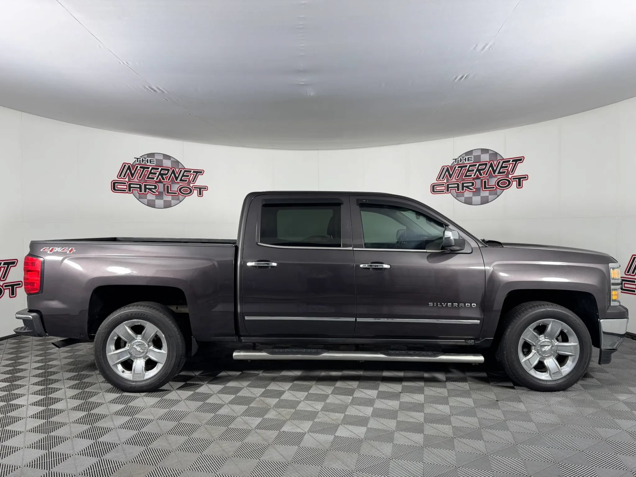 Used 2015 Chevrolet Silverado 1500 LTZ w/ LTZ Plus Package AWD/4WD image 8