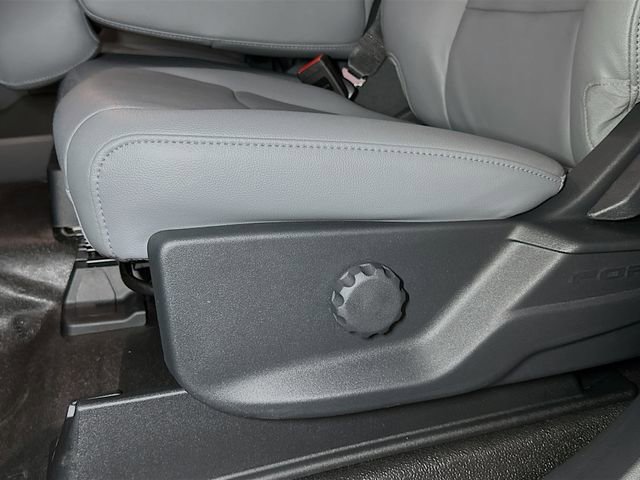New 2026 Ford F350 XL w/ XL Chrome Package image 13