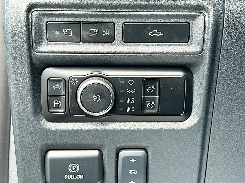 Used 2023 Ford F150 Lariat w/ Equipment Group 502A High image 10