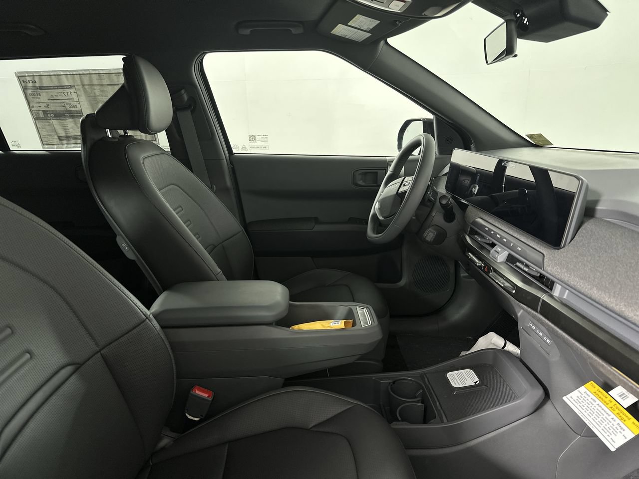 New 2027 Kia EV3 Wind FWD image 12