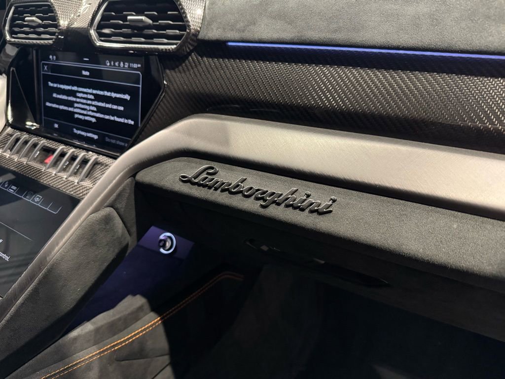 Used 2023 Lamborghini Urus Performante image 70