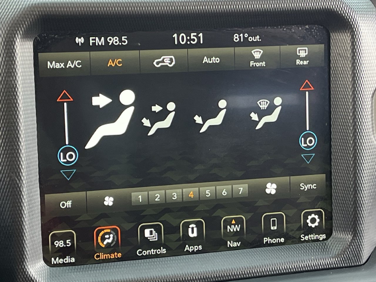 Used 2022 Jeep Wrangler Unlimited Sport AWD/4WD image 18