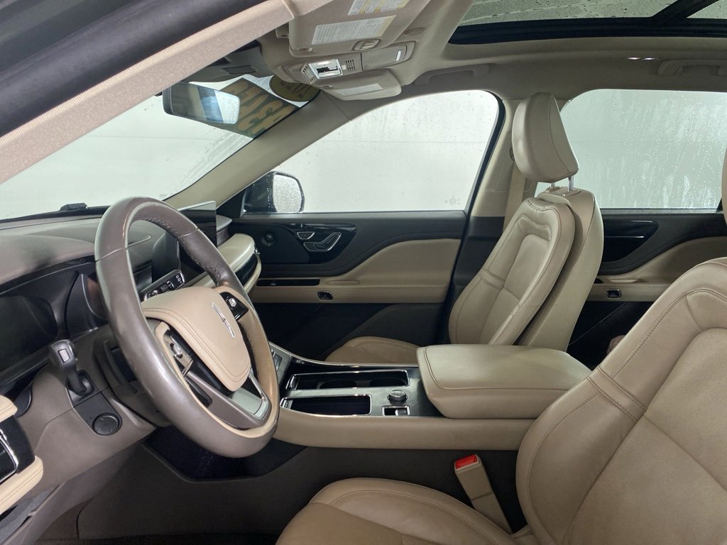 Used 2022 Lincoln Aviator Reserve w/ Elements Package Plus image 16