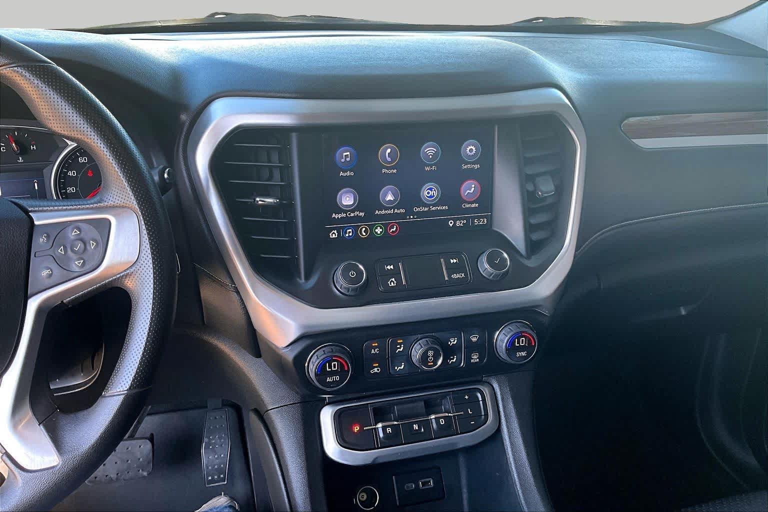 Used 2022 GMC Acadia SLE FWD image 9