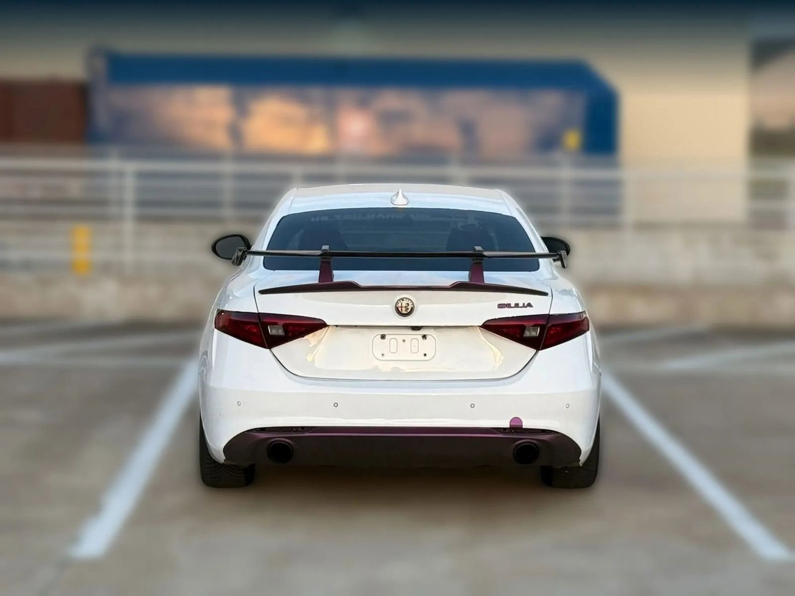 Used 2017 Alfa Romeo Giulia image 7