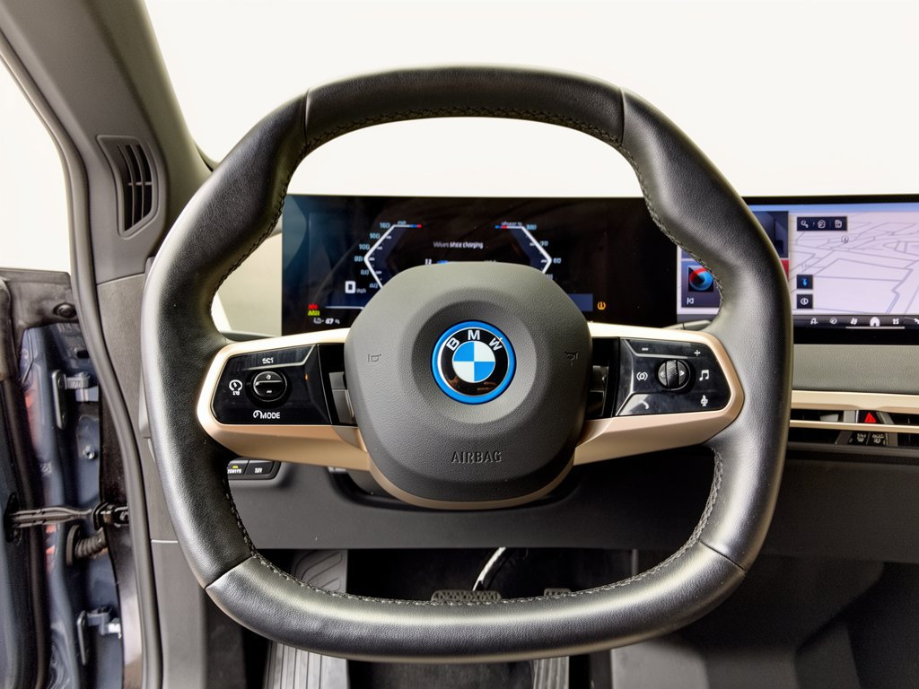 Used 2024 BMW iX M60 AWD/4WD image 10