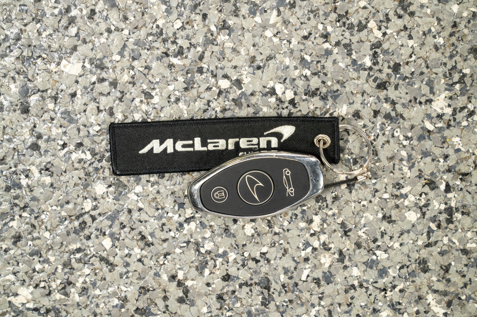 Used 2018 McLaren 570S Spider image 18