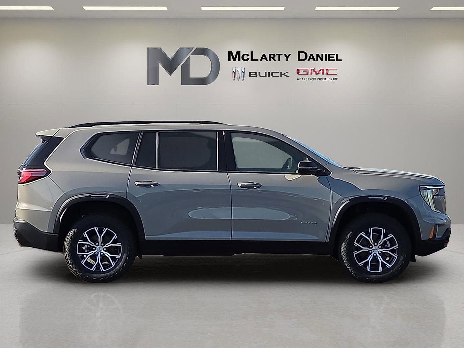 New 2026 GMC Acadia AT4 w/ Luxury Package image 6