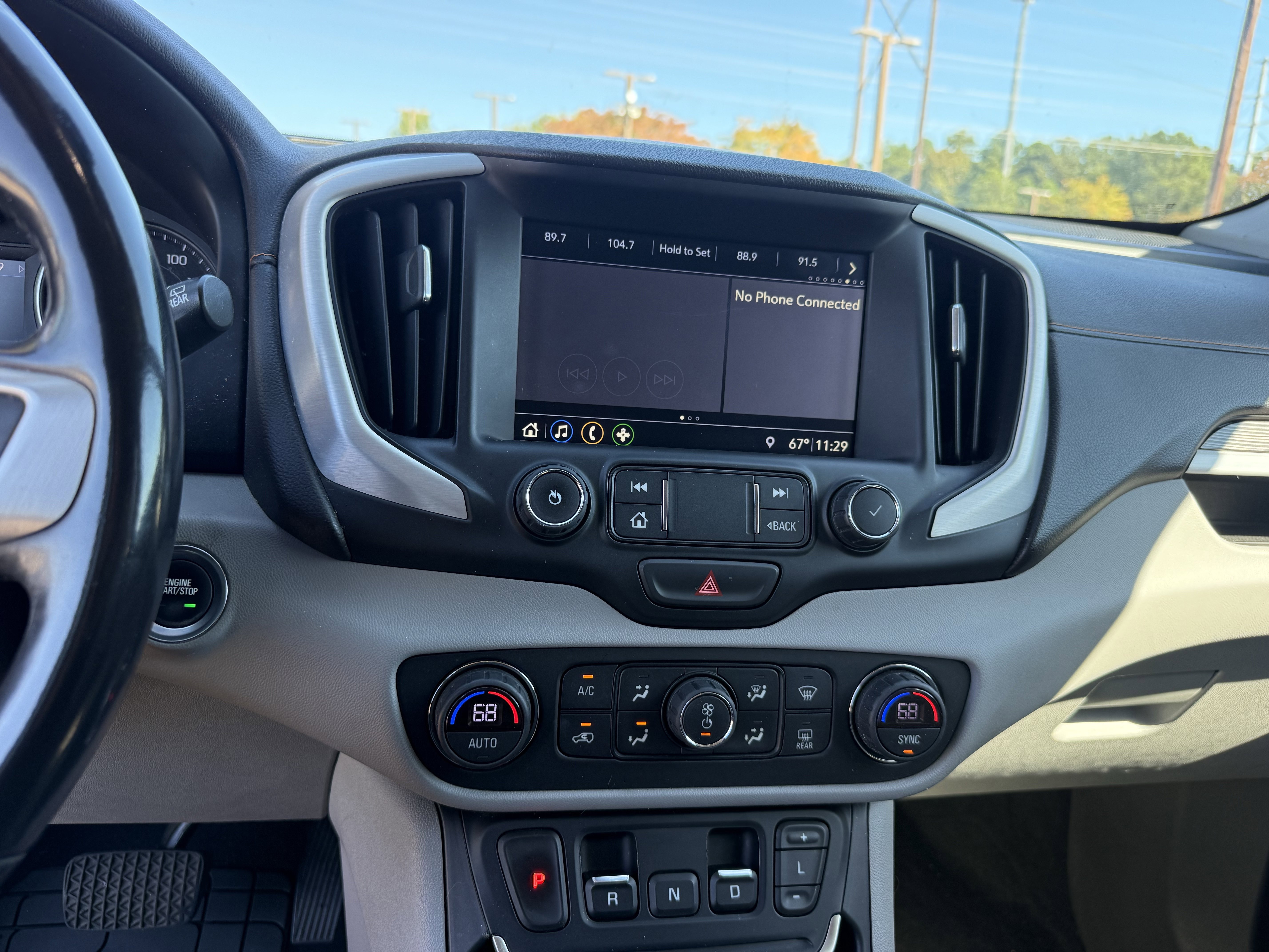 Used 2019 GMC Terrain SLT w/ Preferred Package image 9