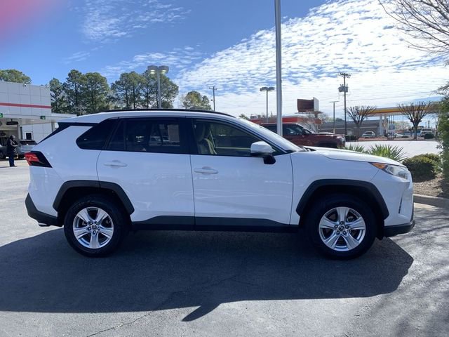 Used 2019 Toyota RAV4 XLE w/ Convenience Package image 9