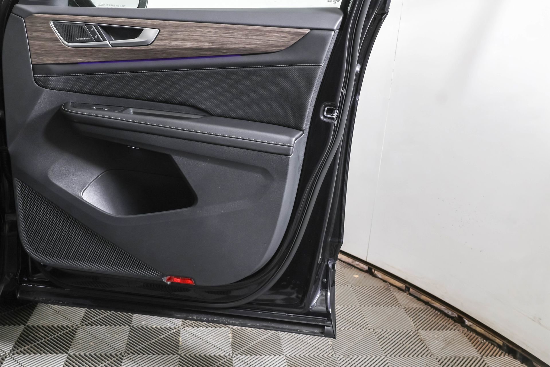 New 2026 Volkswagen Atlas SEL Premium R-Line image 48