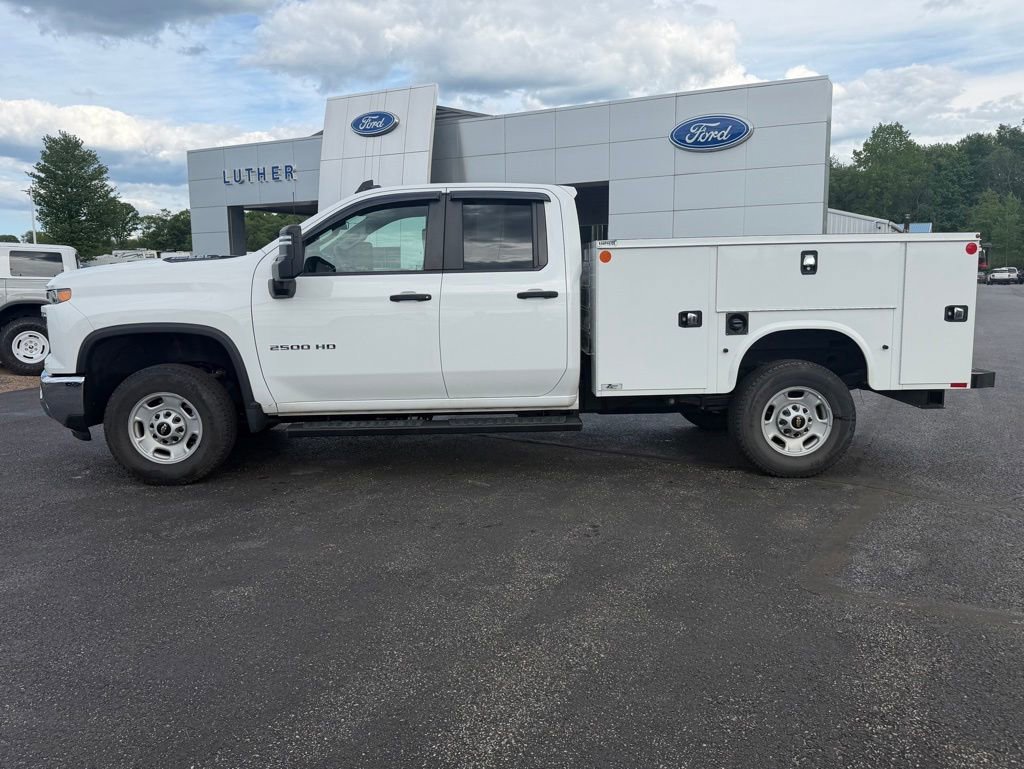Used 2024 Chevrolet Silverado 2500 W/T w/ WT Convenience Package AWD/4WD image 2