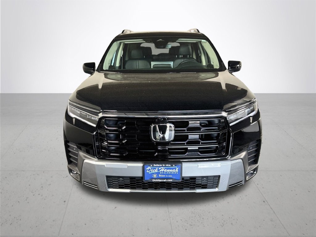 New 2026 Honda Pilot Touring image 3