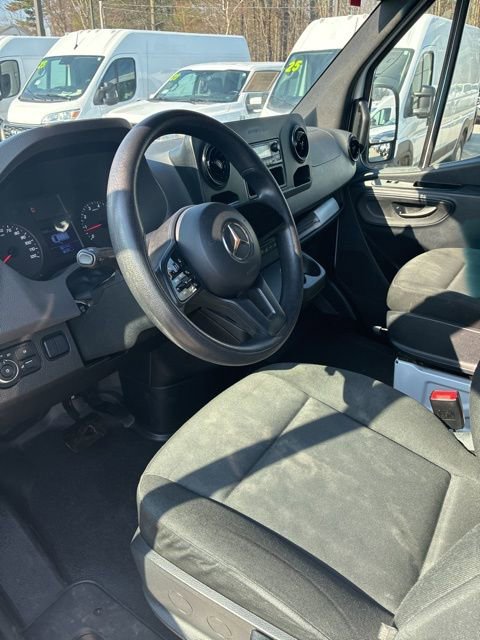 Used 2021 Mercedes-Benz Sprinter 2500 image 13