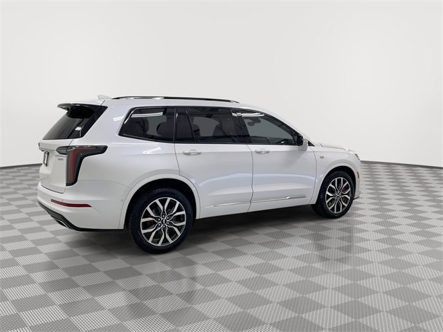 Certified 2024 Cadillac XT6 Sport w/ Technology Package image 11