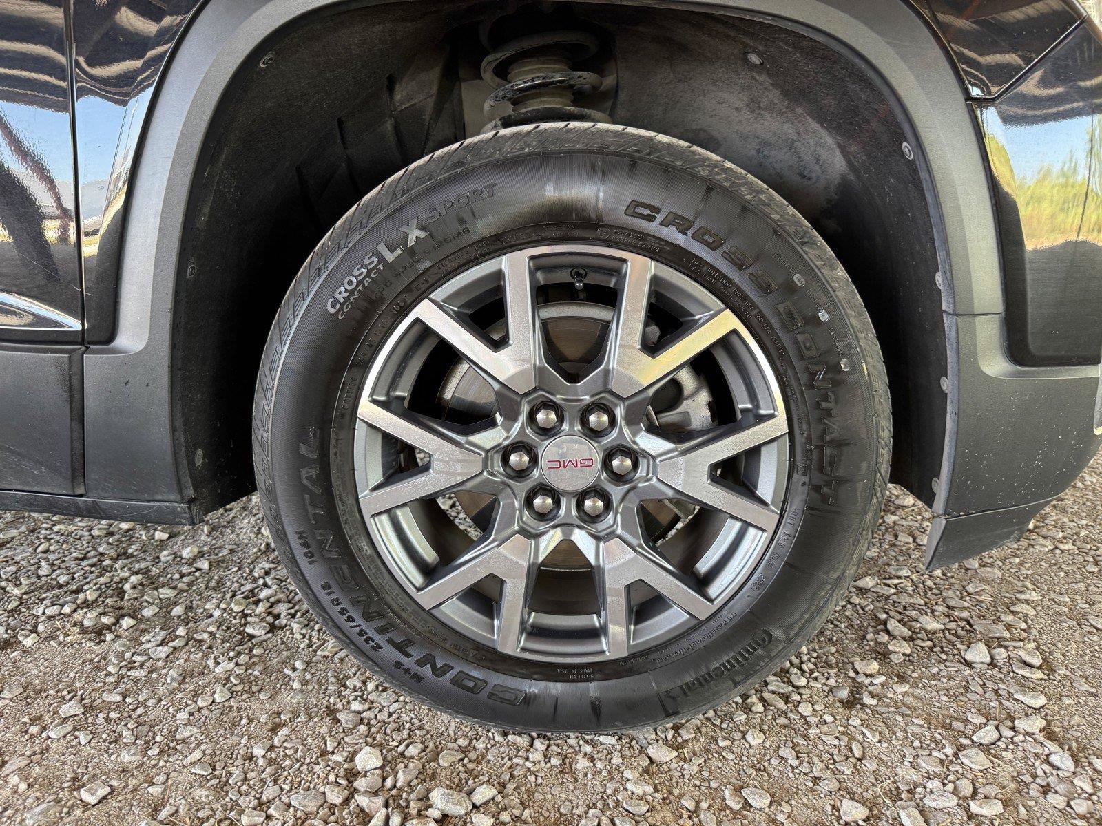Used 2023 GMC Acadia SLT FWD image 52