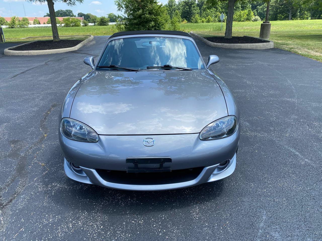Used 2004 MAZDA MX-5 Miata MAZDASPEED w/ Grand Touring Pkg RWD image 4