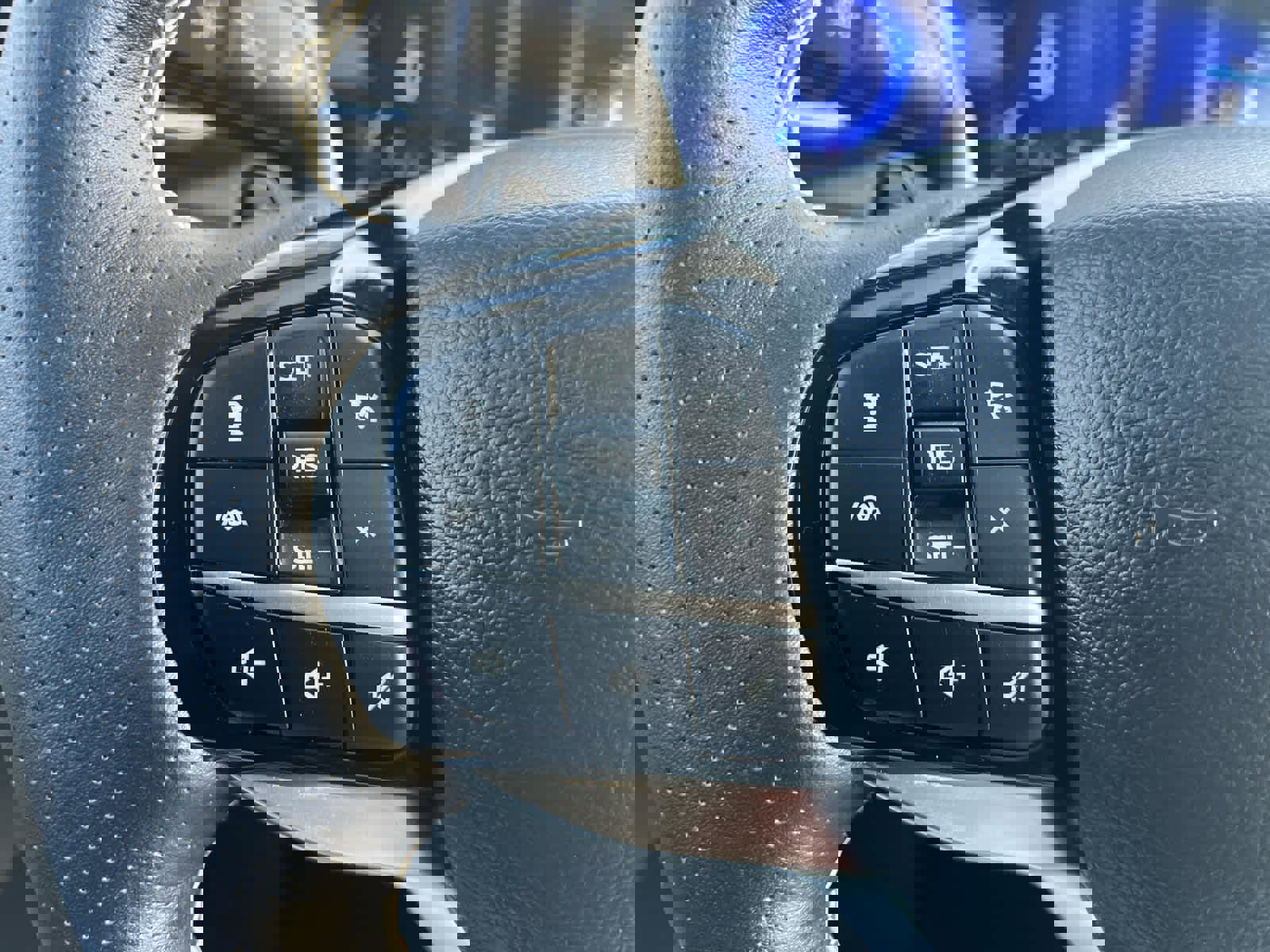 Used 2023 Ford Explorer ST w/ Equipment Group 401A image 38