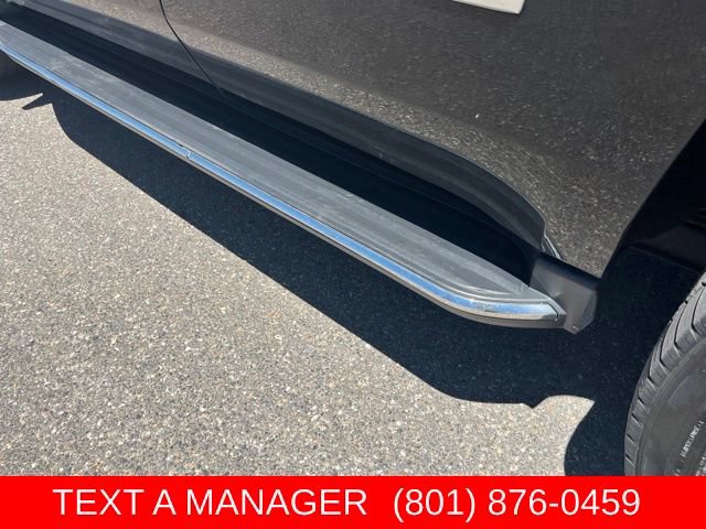 Used 2019 GMC Yukon Denali AWD/4WD image 12