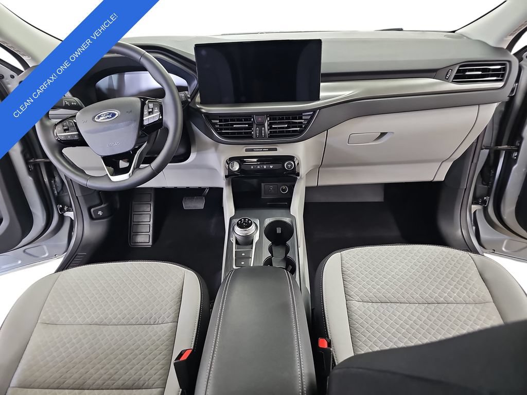 Used 2023 Ford Escape Active w/ Tech Pack #1 AWD/4WD image 9