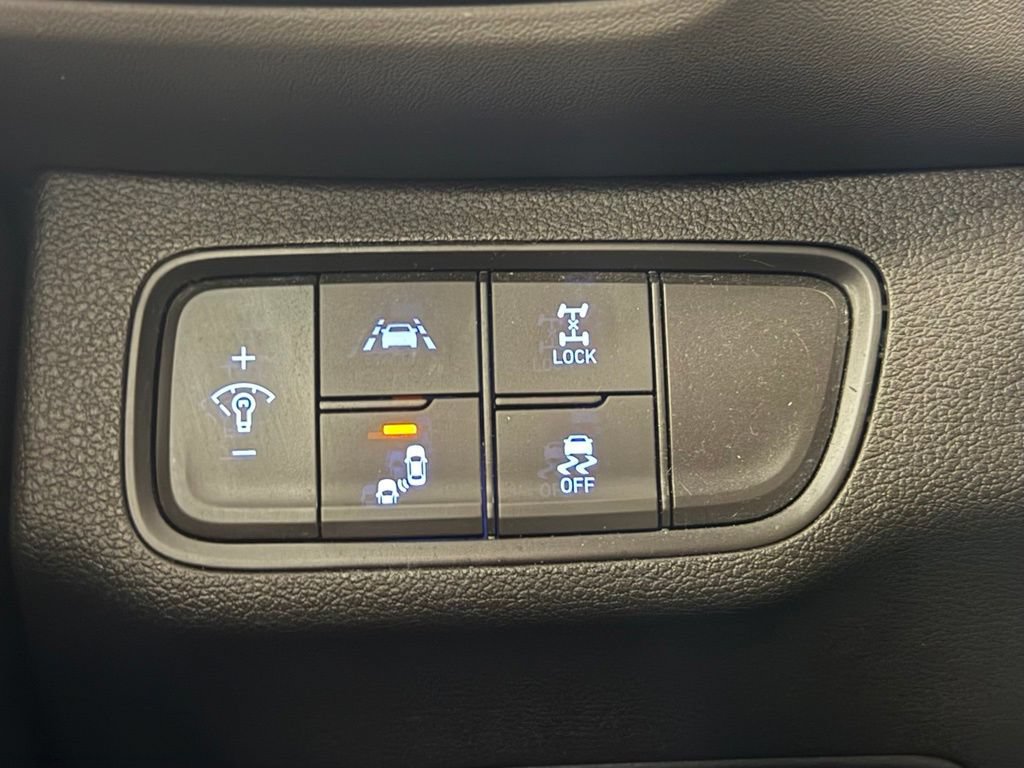 Used 2019 Hyundai Santa Fe SEL AWD/4WD image 14