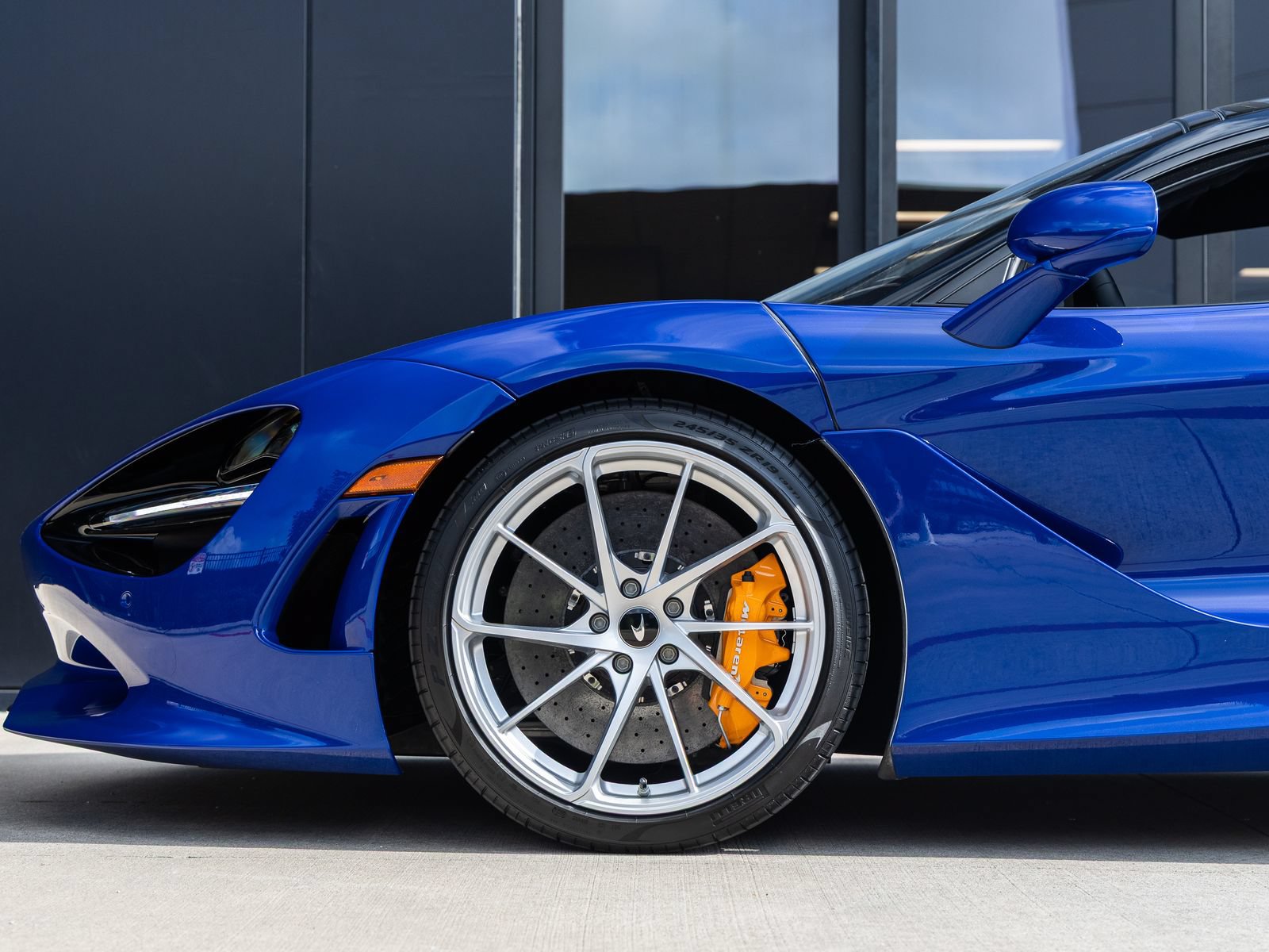 Used 2026 McLaren 750S RWD image 12