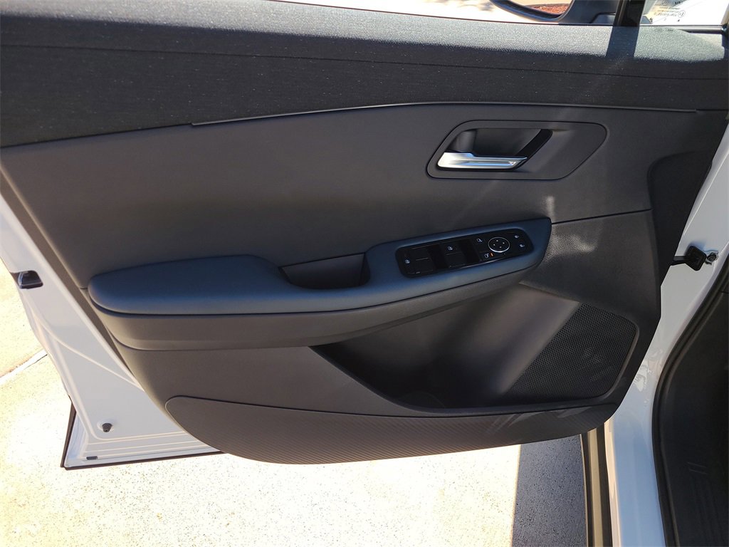 New 2026 Nissan Leaf SV+ image 14