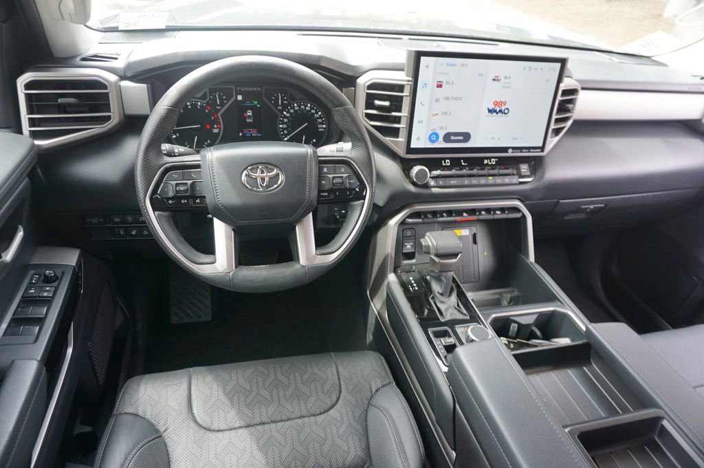 Used 2023 Toyota Tundra Limited AWD/4WD image 6