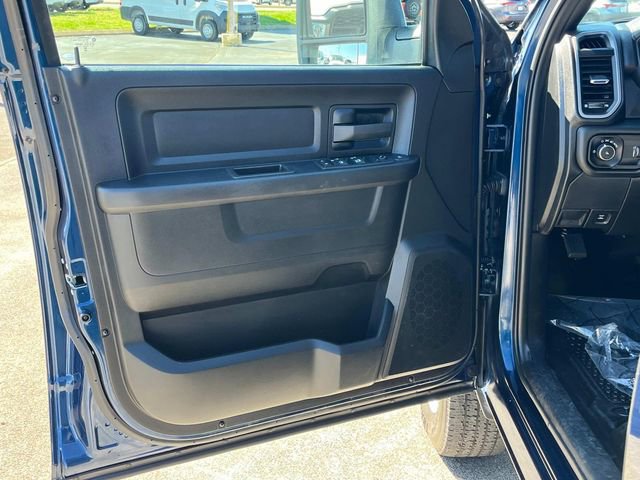 Used 2024 RAM 2500 Tradesman w/ Protection Group image 13