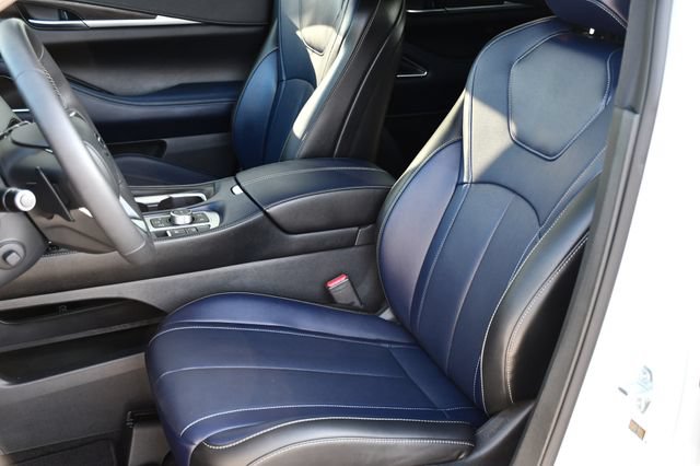 Certified 2026 INFINITI QX60 Sport w/ Dark Cargo Package AWD/4WD image 17