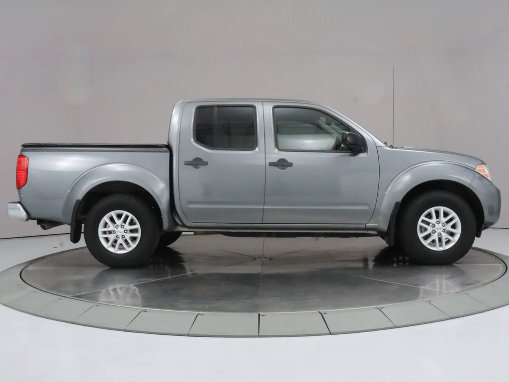 Used 2017 Nissan Frontier SV w/ SV Value Truck Package RWD image 6