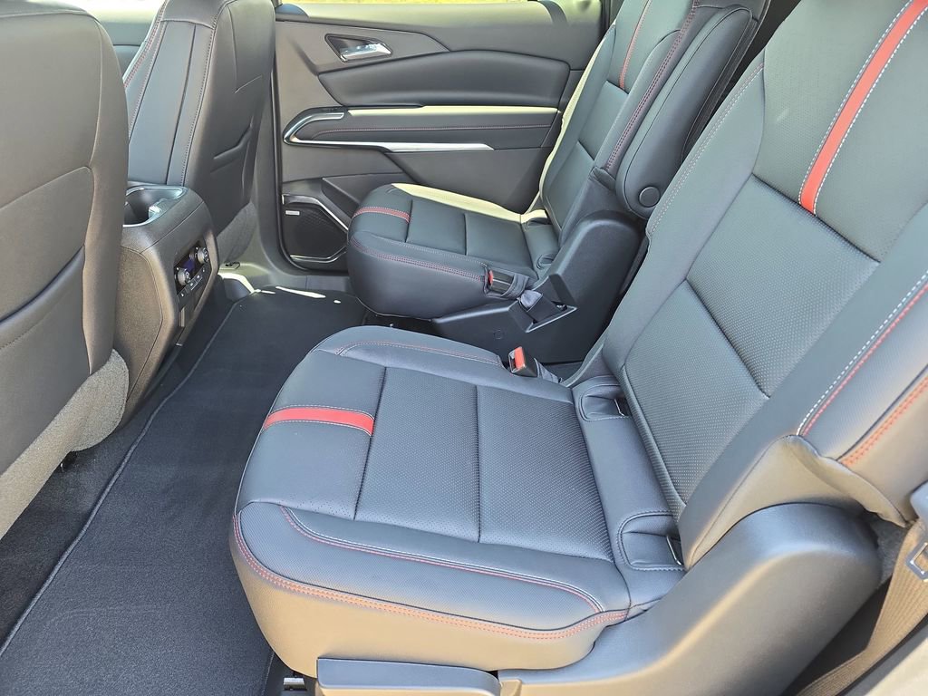 New 2026 Chevrolet Traverse RS FWD image 15