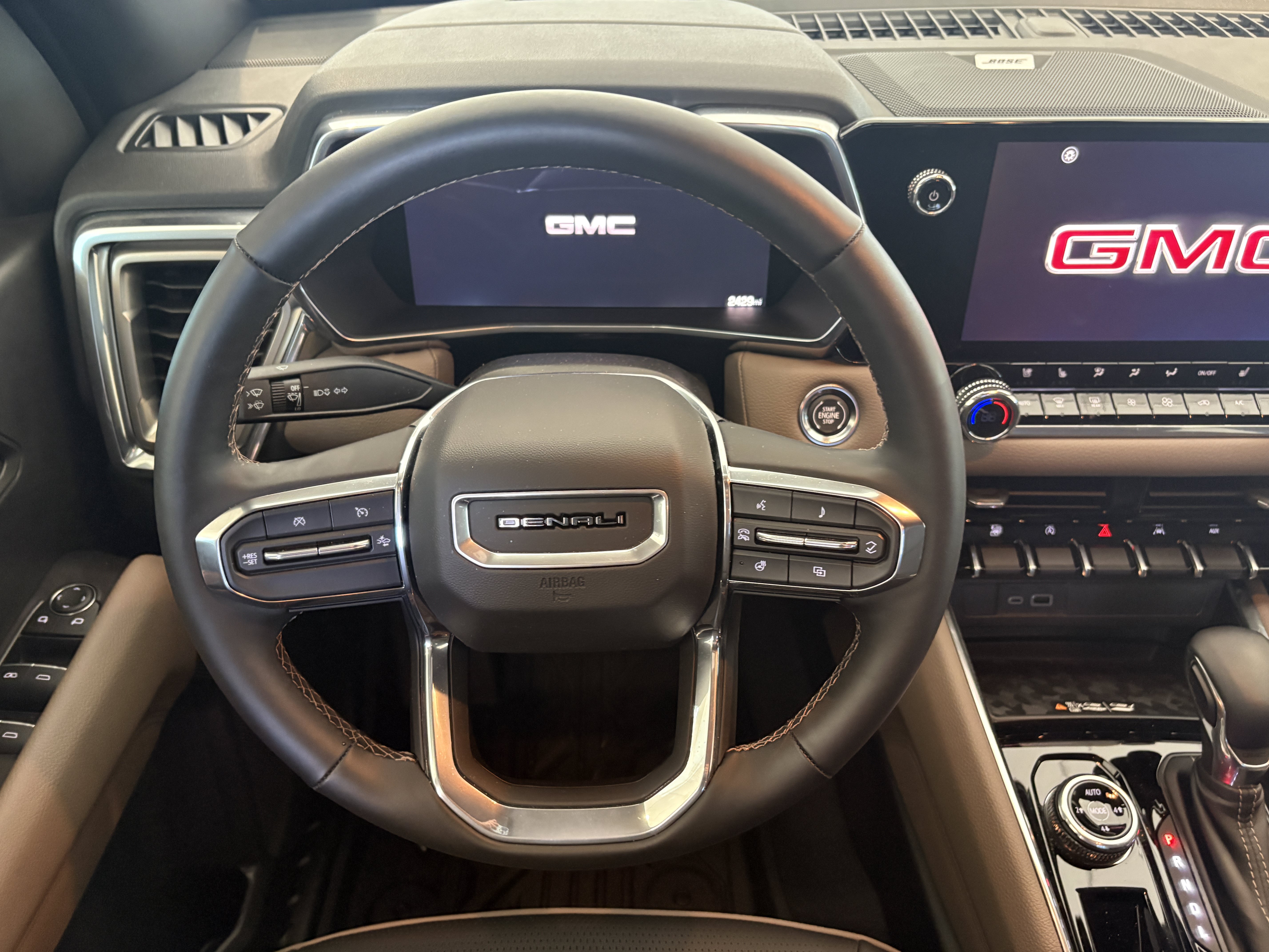 Used 2026 GMC Canyon Denali AWD/4WD image 14