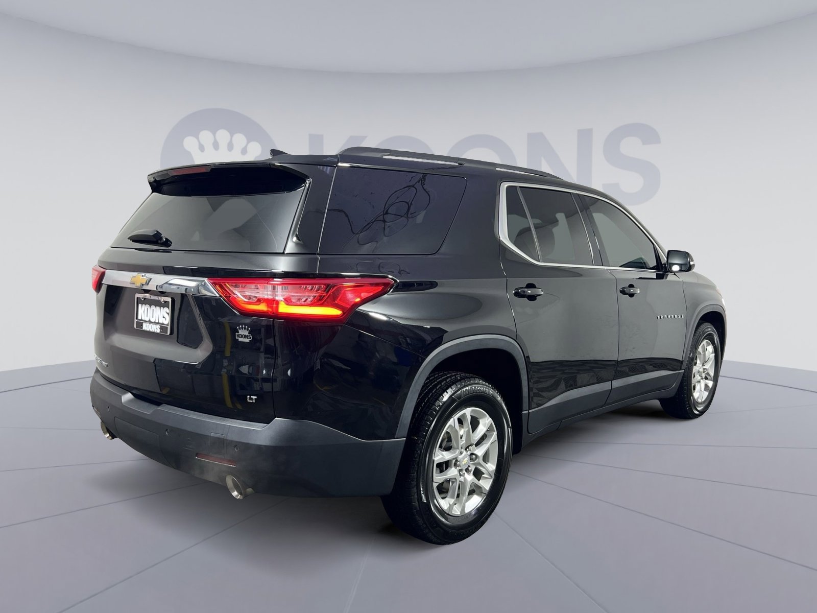 Used 2020 Chevrolet Traverse LT w/ Driver Confidence II Package AWD/4WD image 11